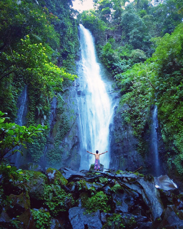 https://indonesia.tripcanvas.co/id/wp-content/uploads/sites/2/2018/04/8-1-waterfall-by-dadanhamdani12.jpg