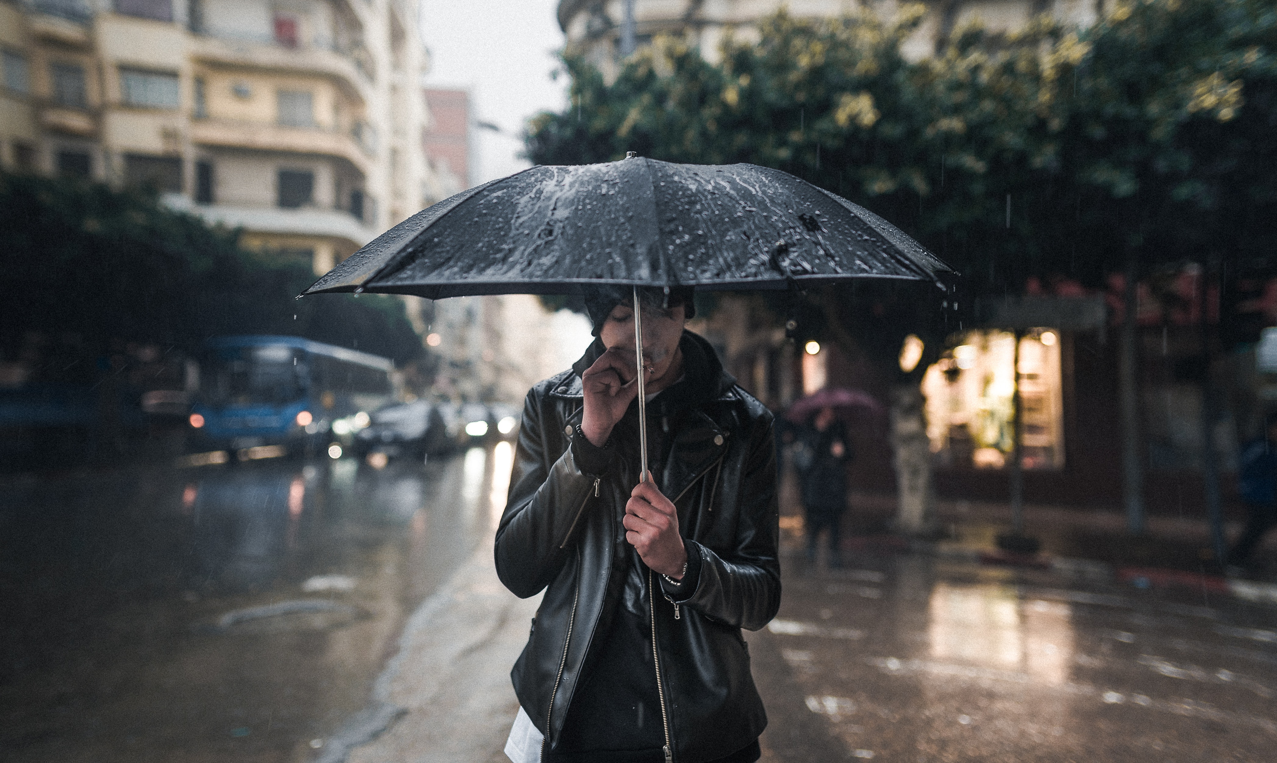 8 Tips Liburan Aman Dan Nyaman Saat Musim Hujan