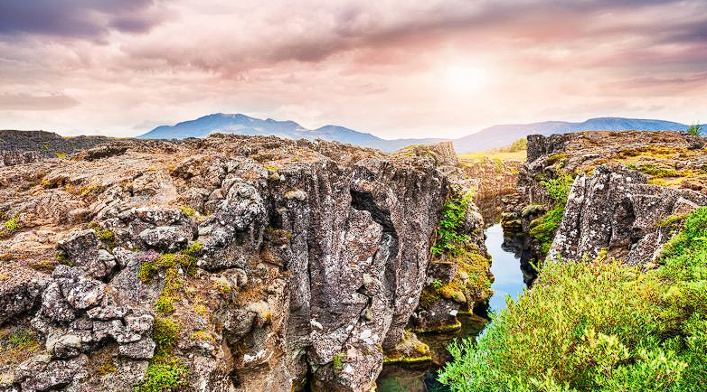 Menakjubkan! Menjelajahi Keindahan Alami The Thingvellir National Park, Islandia