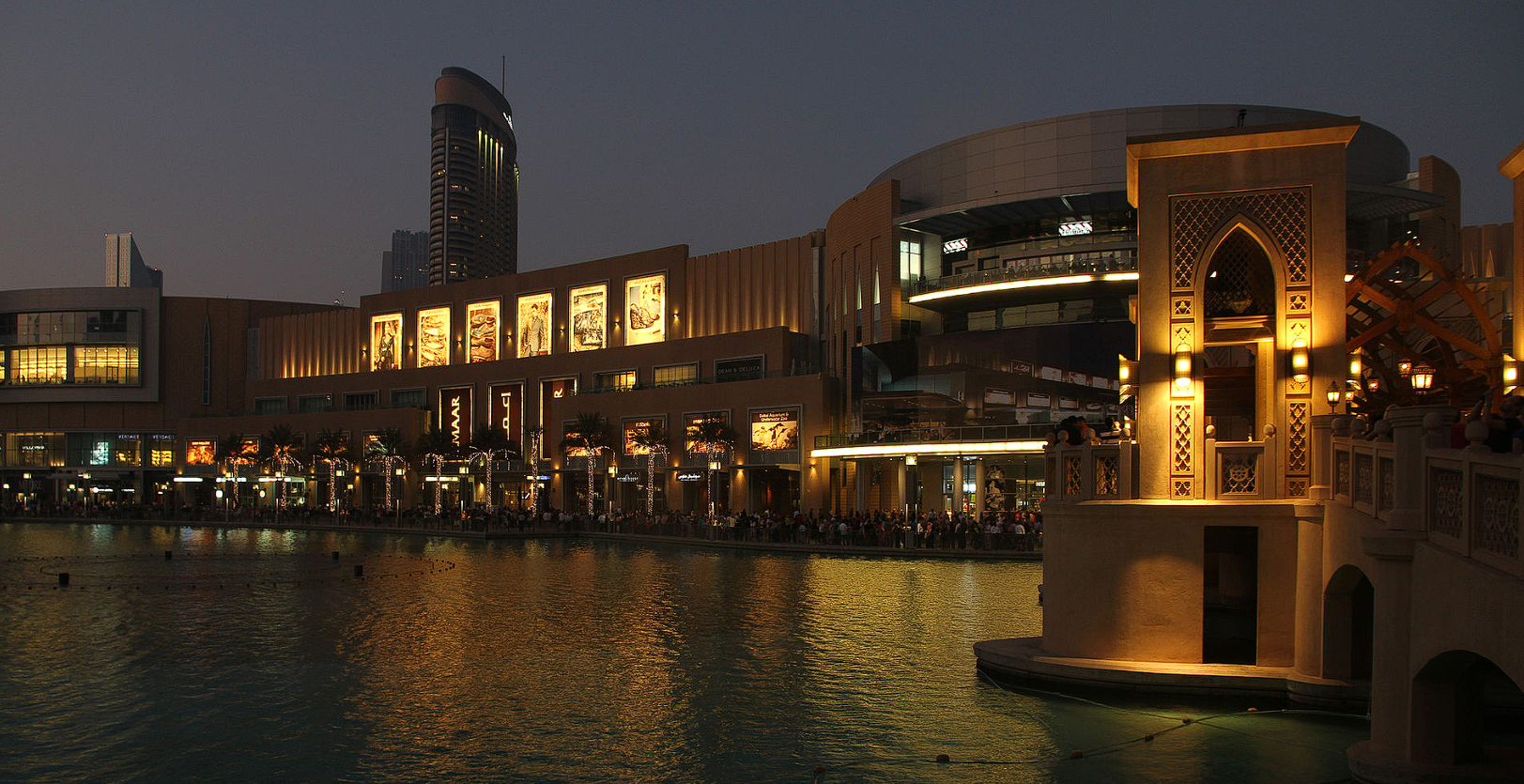 دبي مول: جنة تسوق وترفيه رائعة في دبي
